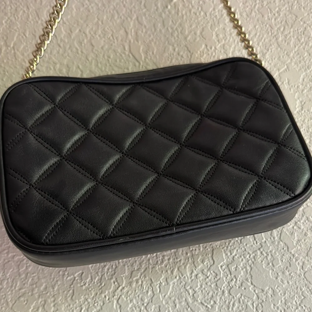 Kate Spade Black Quilted Crossbody Camera Bag - Picture 5 of 10